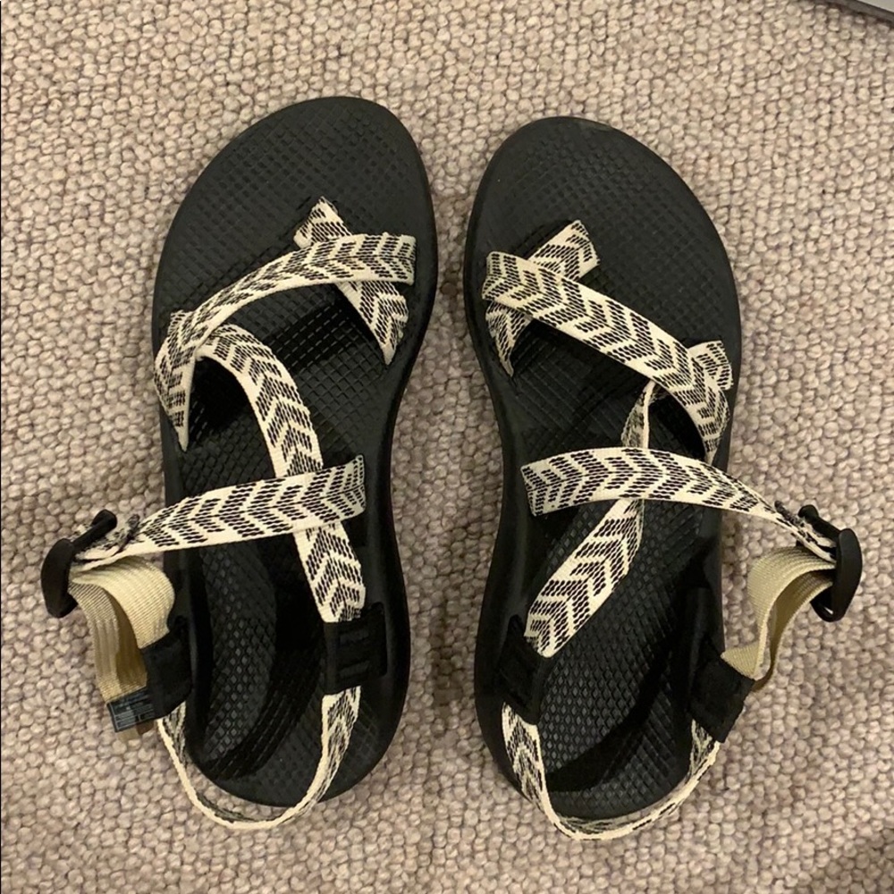 Womens Chaco with toe strap